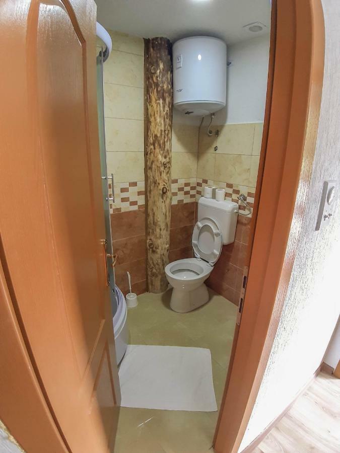 耶蒂斯特 Camp Sutjeska酒店 外观 照片