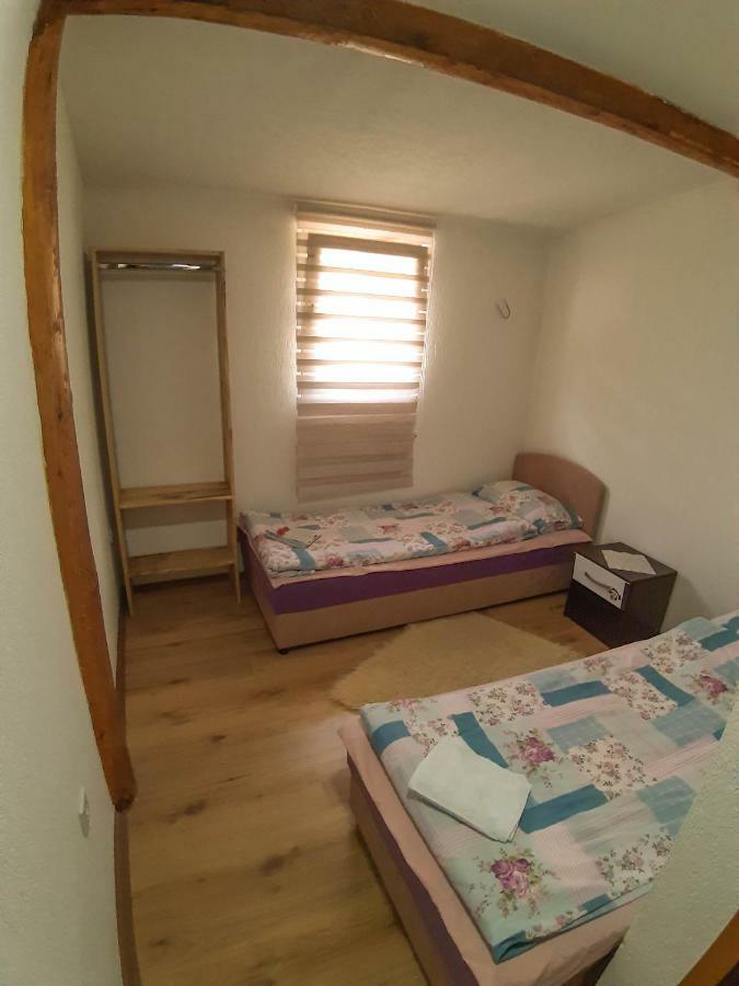 耶蒂斯特 Camp Sutjeska酒店 外观 照片